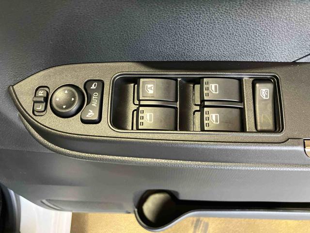 タントカスタムＲＳ（車内　消臭・抗菌　処理済）　衝突被害軽減システム　両側パワースライドドア　バックカメラ　アルミホイール　キーフリーシステム（新潟県）の中古車