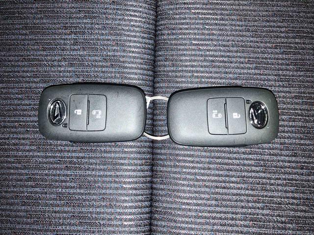 ムーヴＧ（車内　消臭・抗菌　処理済）　衝突被害軽減システム　４ＷＤ　片側パワースライドドア　バックカメラ　アルミホイール　キーフリーシステム（新潟県）の中古車