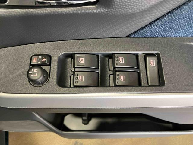 トールカスタムＧ（車内　消臭・抗菌　処理済）　衝突被害軽減システム　４ＷＤ　両側パワースライドドア　バックカメラ　アルミホイール　キーフリーシステム（新潟県）の中古車