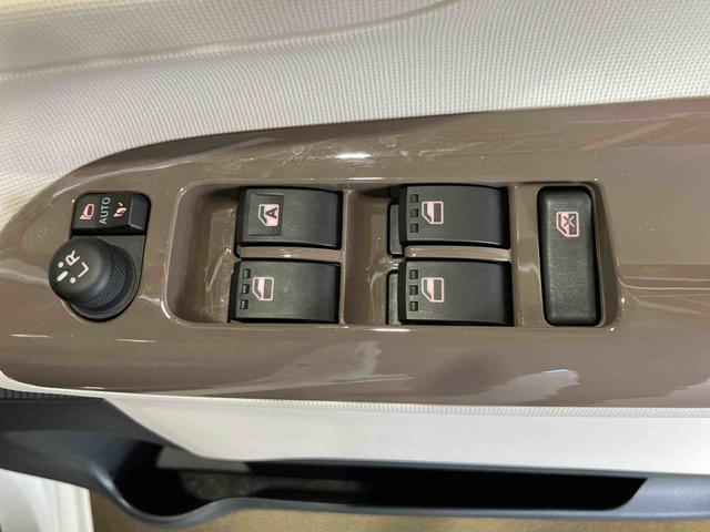 ムーヴキャンバスＧメイクアップリミテッド　ＳＡIII（車内　消臭・抗菌　処理済）　衝突被害軽減システム　両側パワースライドドア　ナビ　パノラマモニター　キーフリーシステム（新潟県）の中古車