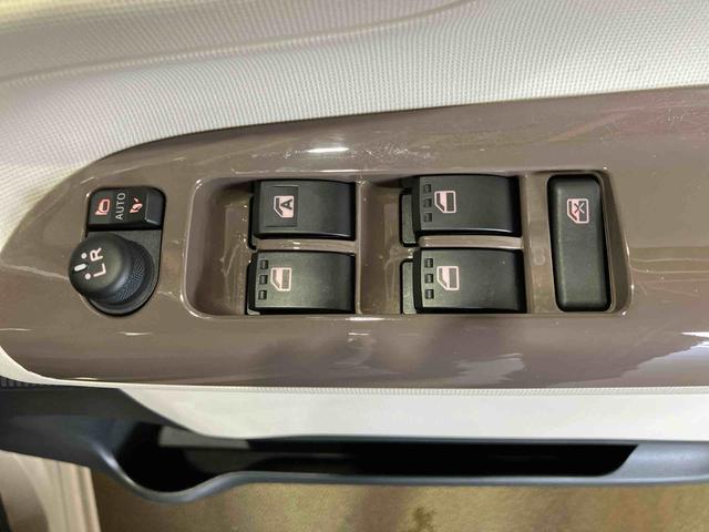 ムーヴキャンバスGホワイトアクセントVS SAIII(車内 消臭・抗菌 処理済) 衝突被害軽減システム 4WD 両側パワースライドドア ナビ パノラマモニター アルミホイール キーフリーシステム(新潟県)の中古車