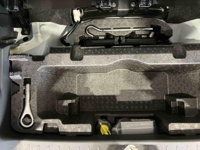 ムーヴキャンバスＧメイクアップＶＳ　ＳＡIII（車内　消臭・抗菌　処理済）　衝突被害軽減システム　両側パワースライドドア　ナビ　パノラマモニター　キーフリーシステム（新潟県）の中古車