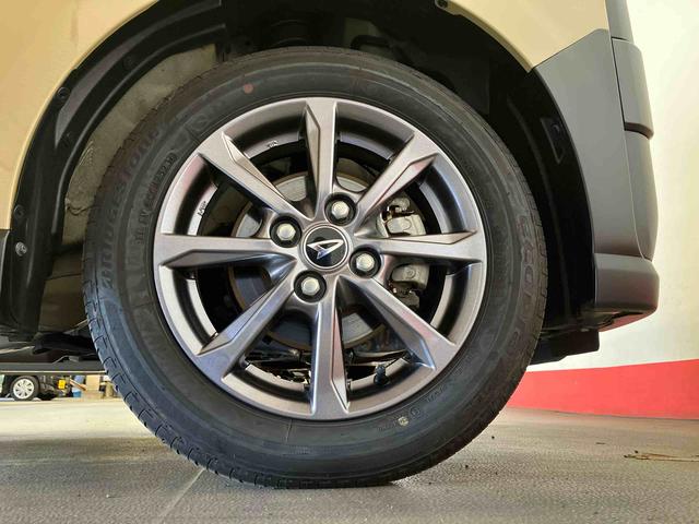 タントファンクロス（車内　消臭・抗菌　処理済）　衝突被害軽減システム　４ＷＤ　両側パワースライドドア　バックカメラ　アルミホイール　キーフリーシステム（新潟県）の中古車
