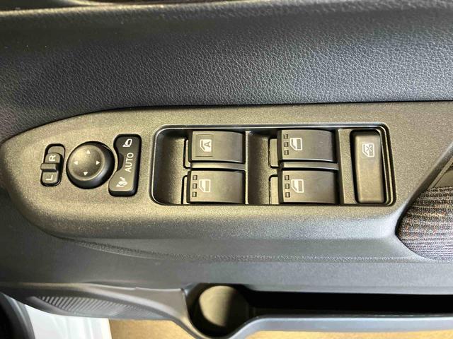 ムーヴG(車内 消臭・抗菌 処理済) 衝突被害軽減システム 4WD 片側パワースライドドア ナビ バックカメラ アルミホイール キーフリーシステム(新潟県)の中古車
