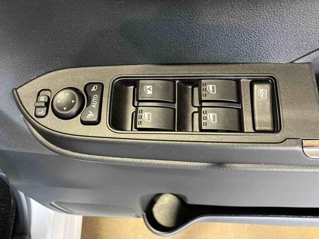 タントカスタムX(車内 消臭・抗菌 処理済) 衝突被害軽減システム 4WD 両側パワースライドドア バックカメラ アルミホイール キーフリーシステム(新潟県)の中古車