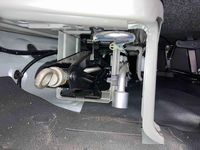 ハイゼットカーゴDX(車内 消臭・抗菌 処理済) 衝突被害軽減システム 4WD 5速マニュアル 両側スライドドア バックカメラ キーレスエントリー(新潟県)の中古車