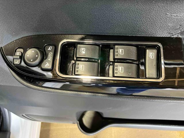 タントカスタムＸスタイルセレクション（車内　消臭・抗菌　処理済）　衝突被害軽減システム　ナビ　パノラマモニター　アルミホイール　キーフリーシステム（新潟県）の中古車