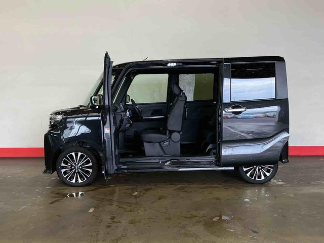 タントカスタムＲＳ（車内　消臭・抗菌　処理済）　衝突被害軽減システム　４ＷＤ　両側パワースライドドア　バックカメラ　アルミホイール　キーフリーシステム（新潟県）の中古車