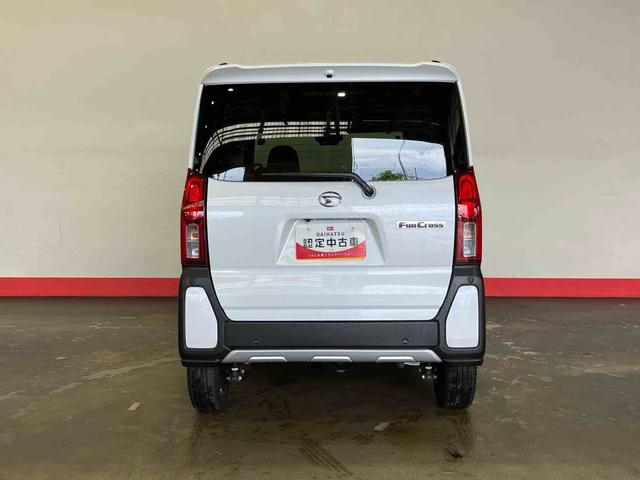 タントファンクロスターボ(車内 消臭・抗菌 処理済) 衝突被害軽減システム 4WD 両側スライドドア バックカメラ アルミホイール キーフリーシステム(新潟県)の中古車