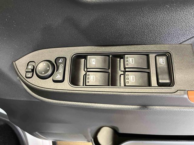 タントファンクロスターボ(車内 消臭・抗菌 処理済) 衝突被害軽減システム 4WD 両側スライドドア バックカメラ アルミホイール キーフリーシステム(新潟県)の中古車