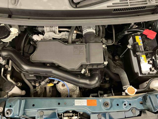 トールカスタムG(車内 消臭・抗菌 処理済) 衝突被害軽減システム 4WD 両側パワースライドドア ナビ バックカメラ アルミホイール キーフリーシステム(新潟県)の中古車