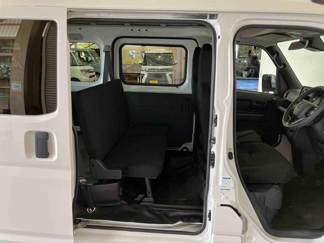 ハイゼットカーゴDX(車内 消臭・抗菌 処理済) 衝突被害軽減システム 4WD 両側スライドドア キーレスエントリー(新潟県)の中古車