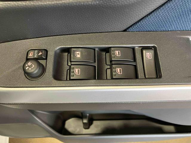 トールカスタムＧ（車内　消臭・抗菌　処理済）　衝突被害軽減システム　４ＷＤ　両側パワースライドドア　ナビ　バックカメラ　アルミホイール　キーフリーシステム（新潟県）の中古車