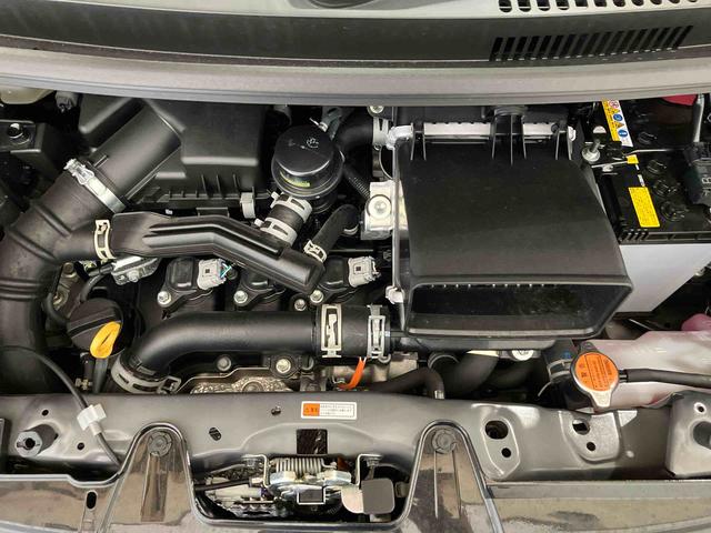 タントファンクロスターボ（車内　消臭・抗菌　処理済）　衝突被害軽減システム　４ＷＤ　両側パワースライドドア　バックカメラ　アルミホイール　キーフリーシステム（新潟県）の中古車