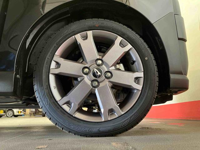 タントファンクロスターボ（車内　消臭・抗菌　処理済）　衝突被害軽減システム　４ＷＤ　両側パワースライドドア　バックカメラ　アルミホイール　キーフリーシステム（新潟県）の中古車