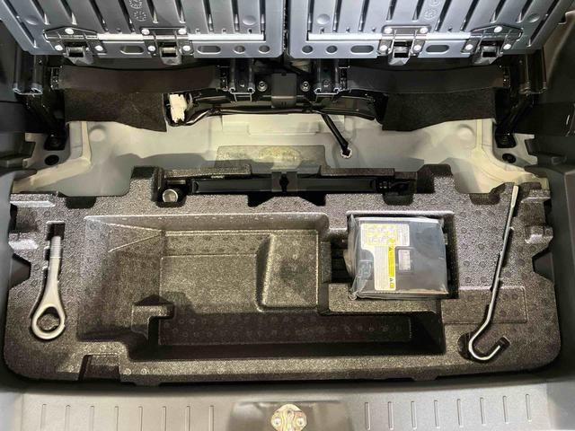 ムーヴキャンバスＧメイクアップリミテッド　ＳＡIII（車内　消臭・抗菌　処理済）　衝突被害軽減システム　４ＷＤ　両側パワースライドドア　ナビ　パノラマモニター　キーフリーシステム（新潟県）の中古車