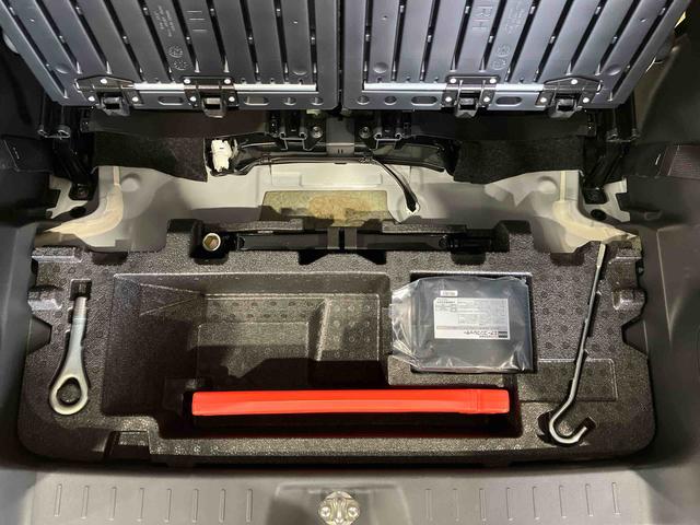 ムーヴキャンバスＧメイクアップ　ＳＡII（車内　消臭・抗菌　処理済）　衝突被害軽減システム　４ＷＤ　両側パワースライドドア　ナビ　バックカメラ　キーフリーシステム（新潟県）の中古車