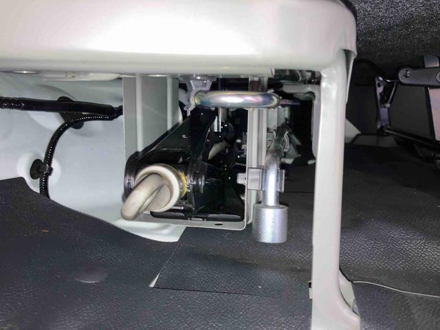 ハイゼットカーゴＤＸ（車内　消臭・抗菌　処理済）　衝突被害軽減システム　４ＷＤ　両側スライドドア　キーレスエントリー（新潟県）の中古車