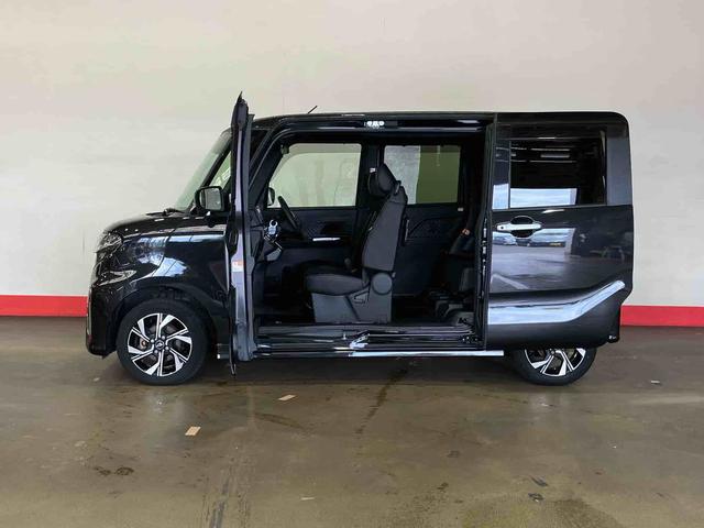 タント 中古車 カスタムＸ（車内　消臭・抗菌　処理済）　衝突被害軽減システム　４ＷＤ　両側パワースライドドア　ナビ　バックカメラ　アルミホイール　キーフリーシステム