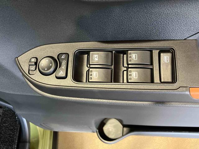 タントファンクロス（車内　消臭・抗菌　処理済）　衝突被害軽減システム　４ＷＤ　両側パワースライドドア　バックカメラ　アルミホイール　キーフリーシステム（新潟県）の中古車