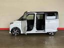（車内　消臭・抗菌　処理済）　衝突被害軽減システム　４ＷＤ　両側パワースライドドア　バックカメラ　キーフリーシステム（新潟県）の中古車