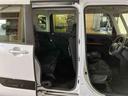 （車内　消臭・抗菌　処理済）　衝突被害軽減システム　４ＷＤ　両側パワースライドドア　バックカメラ　アルミホイール　キーフリーシステム（新潟県）の中古車