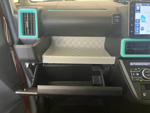 タントＸ【修復歴あり】ワンオーナー　純正ナビ　純正ドライブレコーダー　純正ＥＴＣ　両側電動スライドドア　パノラマモニター　バックモニター　運転席・助手席シートヒーター　電動パーキングブレーキ　オートブレーキホールド（香川県）の中古車