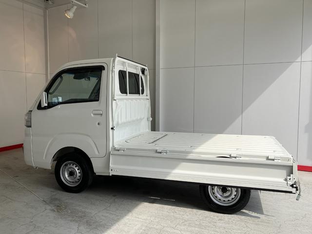ハイゼットトラックエクストラＳＡIIIｔワンオーナー　ＭＴ　４ＷＤ　ＣＤチューナー　作業灯　スマアシＩＩＩｔ　ラバーマット　キーレスエントリーハロゲンヘッドライト　取扱説明書　メンテナンスノート（香川県）の中古車