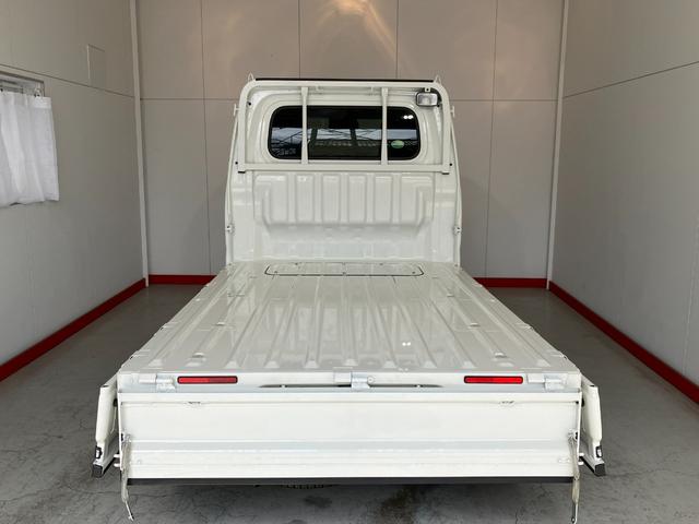 ハイゼットトラックエクストラＳＡIIIｔワンオーナー　ＭＴ　４ＷＤ　ＣＤチューナー　作業灯　スマアシＩＩＩｔ　ラバーマット　キーレスエントリーハロゲンヘッドライト　取扱説明書　メンテナンスノート（香川県）の中古車