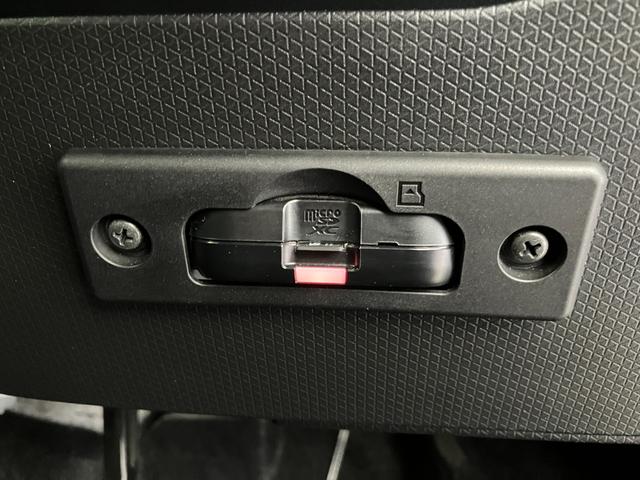タントカスタムＸスタイルセレクションワンオーナー　純正ナビ　純正ＥＴＣ　純正ドライブレコーダー　パノラマモニター　運転席・助手席シートヒーター　両側パワースライドドア　純正１４インチアルミホイール　スマートキー　ＬＥＤヘッドランプ（香川県）の中古車