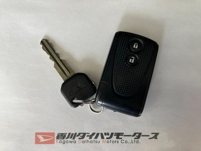 ムーヴＸ　ＶＳ　IIIワンオーナー　純正ＥＴＣ　ＣＤ　純正１４インチアルミホイール　スペアタイヤ付き　ベンチシート　スマートキー　ハロゲンヘッドライト　電動格納ミラー　取扱説明書　メンテナンスノート（香川県）の中古車