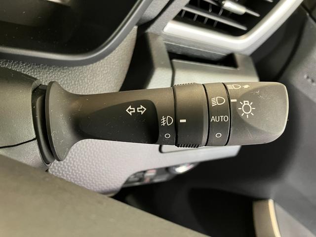 トールカスタムＧワンオーナー　パノラマモニター対応　アダプティブクルーズコントロール　両側パワースライドドア　電動パーキングブレーキ　オートブレーキホールド　ＬＥＤヘッドランプ　スマアシ　スマートキー　取扱説明書（香川県）の中古車