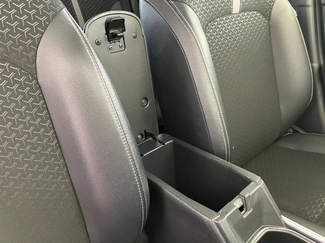ロッキープレミアムＧ　ＨＥＶワンオーナー　純正ナビ　純正ＥＴＣ　純正ドライブレコーダー　パノラマモニター　運転席・助手席シートヒーター　アダプティブクルーズコントロール　純正１７インチアルミホイール　電動パーキングブレーキ（香川県）の中古車