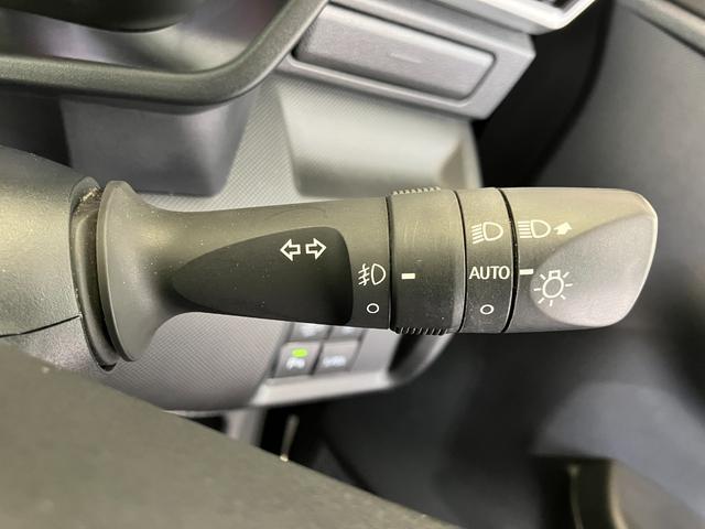ロッキープレミアムＧ　ＨＥＶワンオーナー　純正ナビ　純正ＥＴＣ　純正ドライブレコーダー　パノラマモニター　運転席・助手席シートヒーター　アダプティブクルーズコントロール　純正１７インチアルミホイール　電動パーキングブレーキ（香川県）の中古車