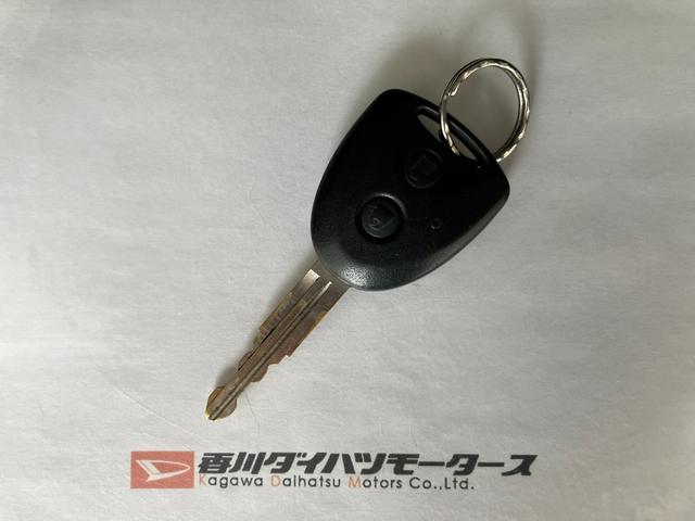 ハイゼットカーゴクルーズターボＳＡIIIワンオーナー　純正ナビ　純正ＥＴＣ　純正ドライブレコーダー　スマアシＩＩＩ　ターボ　両側スライドドア　ＬＥＤヘッドランプ　キーレスエントリー　社外１２インチアルミホイール　ルーフキャリア付き（香川県）の中古車
