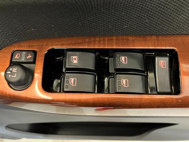ムーヴカスタム　ＲＳ　ハイパーリミテッドＳＡIIIワンオーナー　ターボ　純正ナビ　純正ＥＴＣ　純正ドライブレコーダー　パノラマモニター　運転席シートヒーター　純正１５インチアルミホイール　ＬＥＤヘッドランプ　取扱説明書　メンテナンスノート（香川県）の中古車