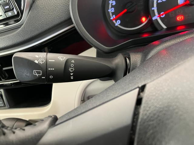 ムーヴＸリミテッドII　ＳＡIIIワンオーナー　純正ナビ　バックモニター　純正ドライブレコーダー　運転席シートヒーター　ベンチシート　純正１４インチアルミホイール　ＬＥＤヘッドランプ　スマートキー　取扱説明書　メンテナンスノート（香川県）の中古車