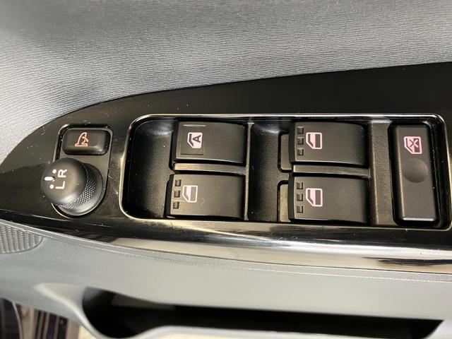 タントカスタムＸ　ＳＡワンオーナー　純正ナビ　バックモニター　左側パワースライドドア　ベンチシート　ＬＥＤヘッドランプ　純正１４インチアルミホイール　スマートキー　アイドリングストップ　取扱説明書　メンテナンスノート（香川県）の中古車
