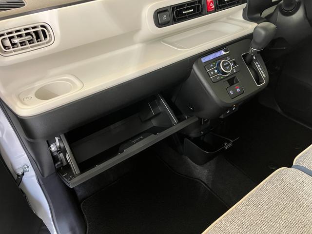 ムーヴキャンバスストライプスＧワンオーナー　パノラマモニター対応カメラ　両側パワースライドドア　運転席・助手席シートヒーター　ベンチシート　　ホッとカップホルダー　ＬＥＤヘッドランプ　置きラクボックス　スマートキー（香川県）の中古車