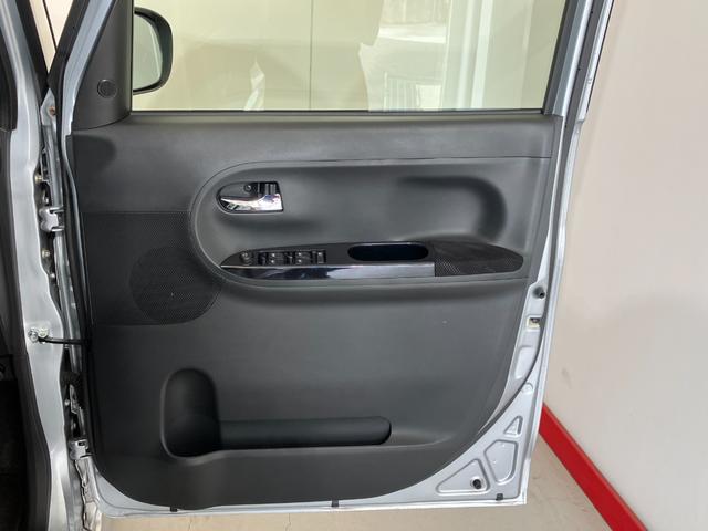 タントカスタムＲＳ　トップエディションＳＡIIIワンオーナー　ターボ　純正ナビ　社外ＥＴＣ　バックモニター　両側パワースライドドア　運転席シートヒーター　ＬＥＤヘッドランプ　純正１５インチアルミホイール　スマートキー　取扱説明書　メンテナンスノート（香川県）の中古車