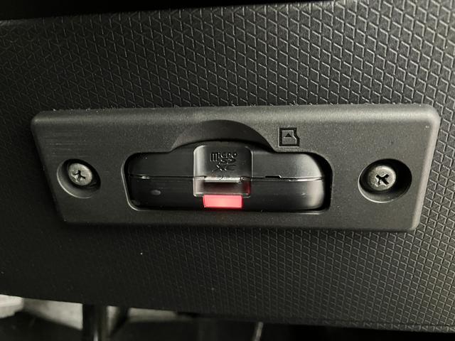 タントカスタムＸスタイルセレクションワンオーナー　純正ナビ　純正ドライブレコーダー　バックモニター　両側パワースライドドア　運転席・助手席シートヒーター　ＬＥＤヘッドランプ　スマートキー　純正１４インチアルミホイール　取扱説明書（香川県）の中古車