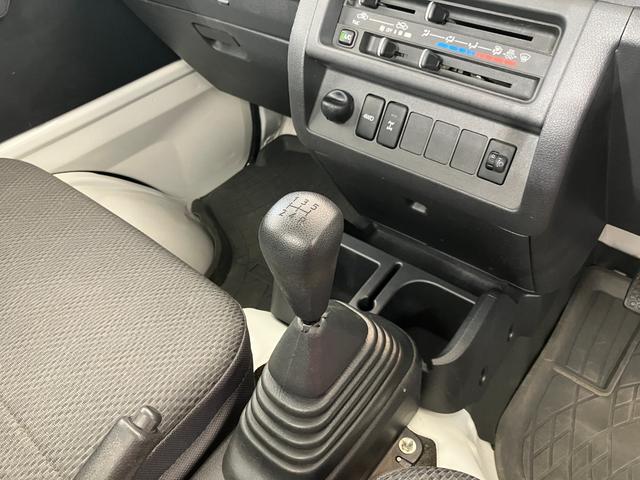 ハイゼットトラックスタンダード　農用スペシャルワンオーナー　４ＷＤ　ＭＴ　作業灯　ＡＭ／ＦＭラジオ　ラバーマット　バイザー　取扱説明書　メンテナンスノート（香川県）の中古車