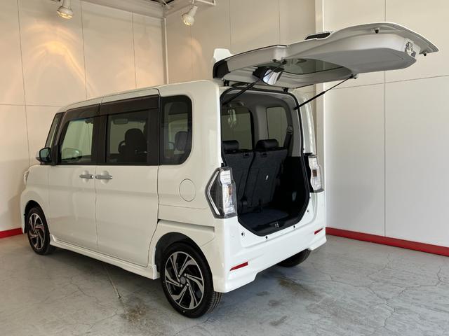 タントカスタムＲＳ　トップエディションＶＳ　ＳＡIIIワンオーナー　ターボ　純正ナビ　純正ドライブレコーダー　パノラマモニター　両側パワースライドドア　運転席シートヒーター　純正１５インチアルミホイール　スマアシＩＩＩ　ＬＥＤヘッドランプ　スマートキー（香川県）の中古車