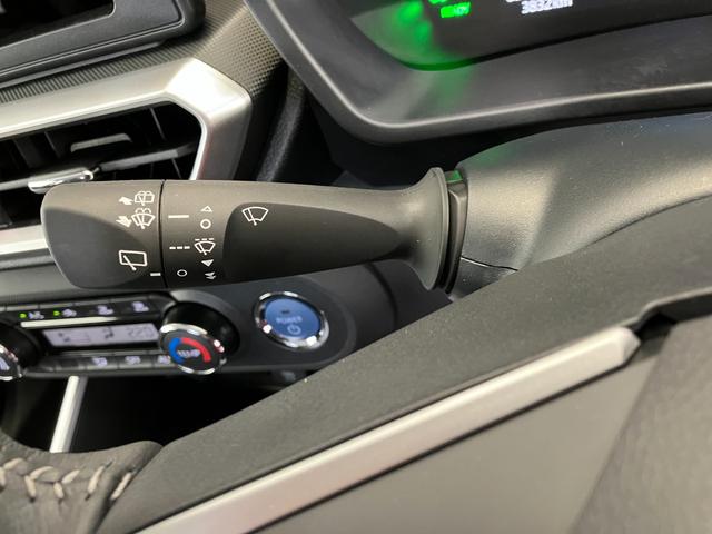 ロッキープレミアムＧ　ＨＥＶワンオーナー　パノラマモニター対応カメラ　アダプティブクルーズコントロール　運転席・助手席シートヒーター　電動パーキングブレーキ　オートブレーキホールド　純正１７インチアルミホイール　スマートキー（香川県）の中古車