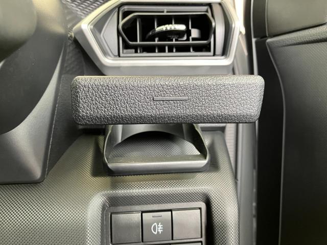 ロッキープレミアムＧ　ＨＥＶワンオーナー　パノラマモニター対応カメラ　アダプティブクルーズコントロール　運転席・助手席シートヒーター　電動パーキングブレーキ　オートブレーキホールド　純正１７インチアルミホイール　スマートキー（香川県）の中古車