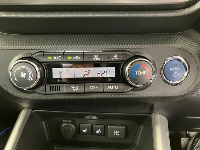 ロッキープレミアムＧ　ＨＥＶワンオーナー　パノラマモニター対応カメラ　アダプティブクルーズコントロール　運転席・助手席シートヒーター　電動パーキングブレーキ　オートブレーキホールド　純正１７インチアルミホイール　スマートキー（香川県）の中古車