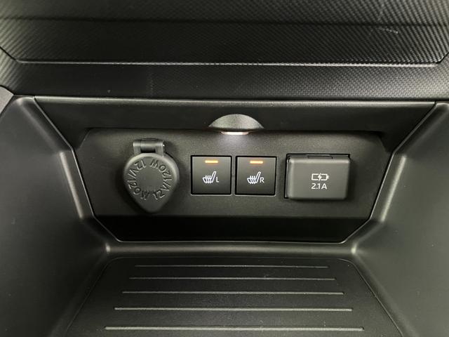 ロッキープレミアムＧ　ＨＥＶワンオーナー　パノラマモニター対応カメラ　アダプティブクルーズコントロール　運転席・助手席シートヒーター　電動パーキングブレーキ　オートブレーキホールド　純正１７インチアルミホイール　スマートキー（香川県）の中古車
