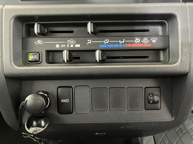 ハイゼットトラックＥＸＴワンオーナー　４ＷＤ　社外ナビ　純正ＥＴＣ　社外ドライブレコーダー　社外バックモニター　作業灯　ＬＥＤヘッドバルブ　キーレスエントリー　取扱説明書　メンテナンスノート（香川県）の中古車