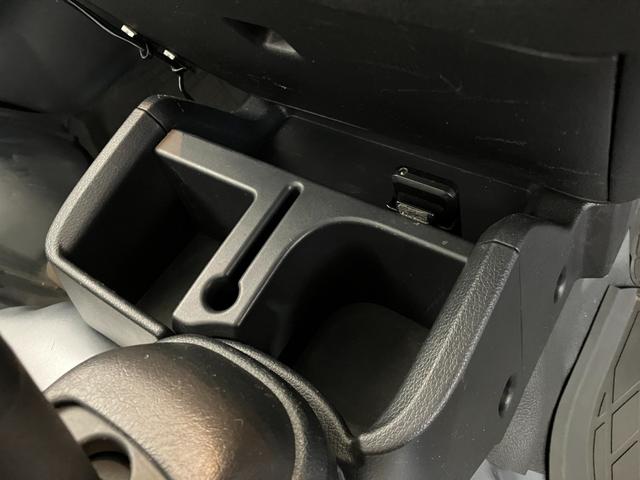 ハイゼットトラックＥＸＴワンオーナー　４ＷＤ　社外ナビ　純正ＥＴＣ　社外ドライブレコーダー　社外バックモニター　作業灯　ＬＥＤヘッドバルブ　キーレスエントリー　取扱説明書　メンテナンスノート（香川県）の中古車