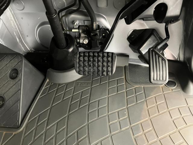ハイゼットトラックＥＸＴワンオーナー　４ＷＤ　社外ナビ　純正ＥＴＣ　社外ドライブレコーダー　社外バックモニター　作業灯　ＬＥＤヘッドバルブ　キーレスエントリー　取扱説明書　メンテナンスノート（香川県）の中古車